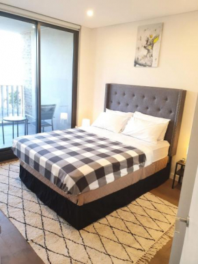 Loft of Accor Stadium - Pool, Sleeps 6, 3 BEDS 2 Baths - No PARTIES, Sydney